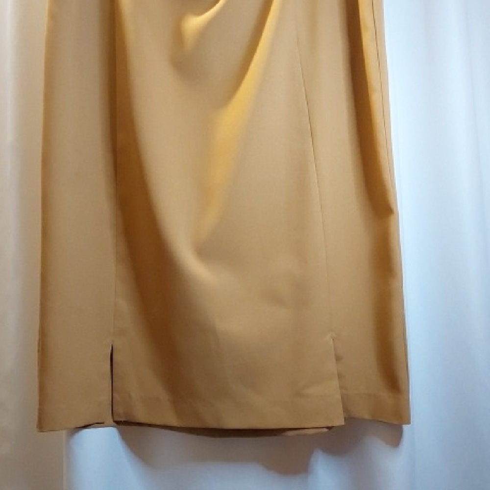 Classic Camel Tan Women's Skirt - Picture 5 of 6